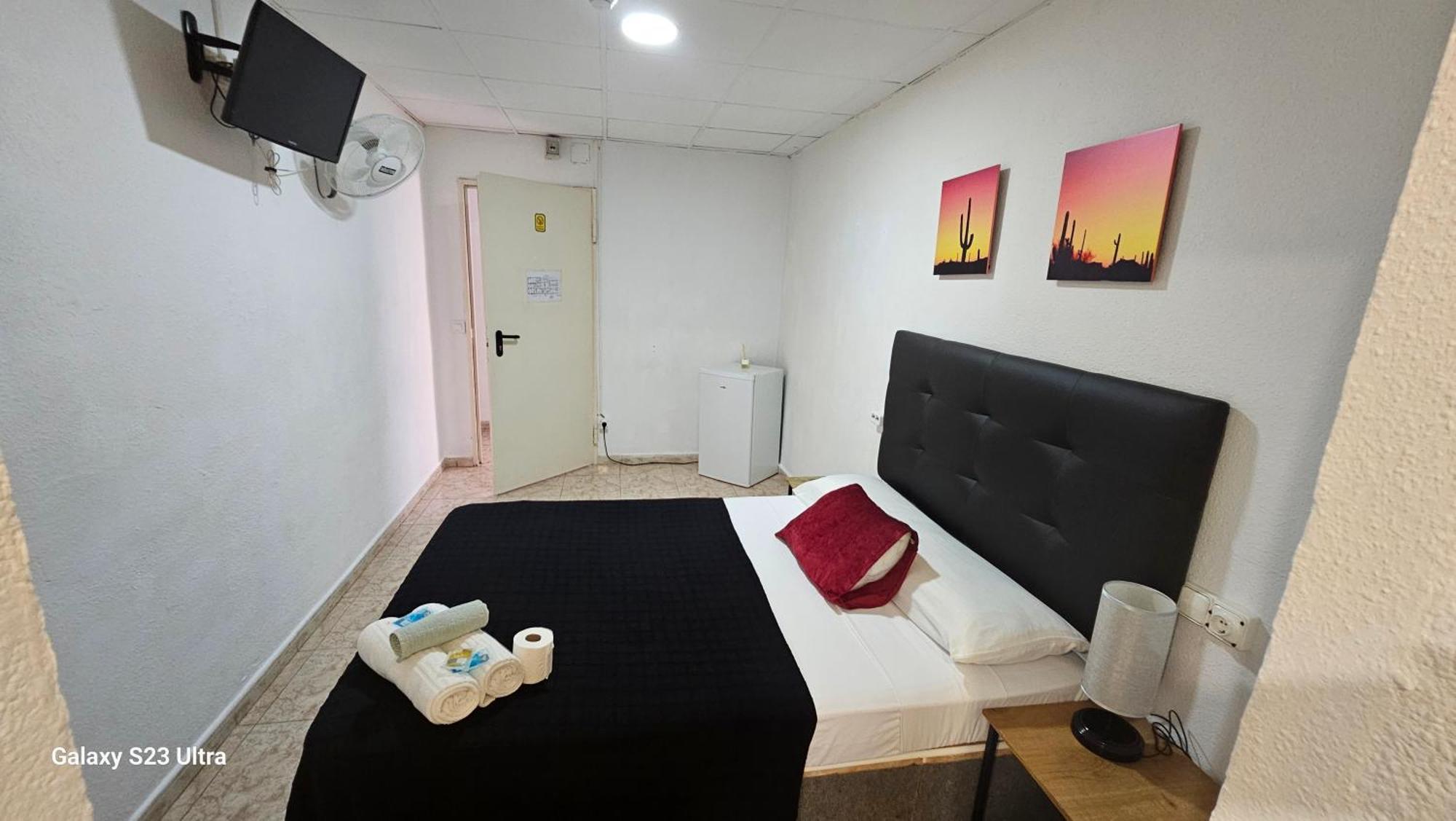 Hostal Sol Celeste Lloret de Mar Exterior foto