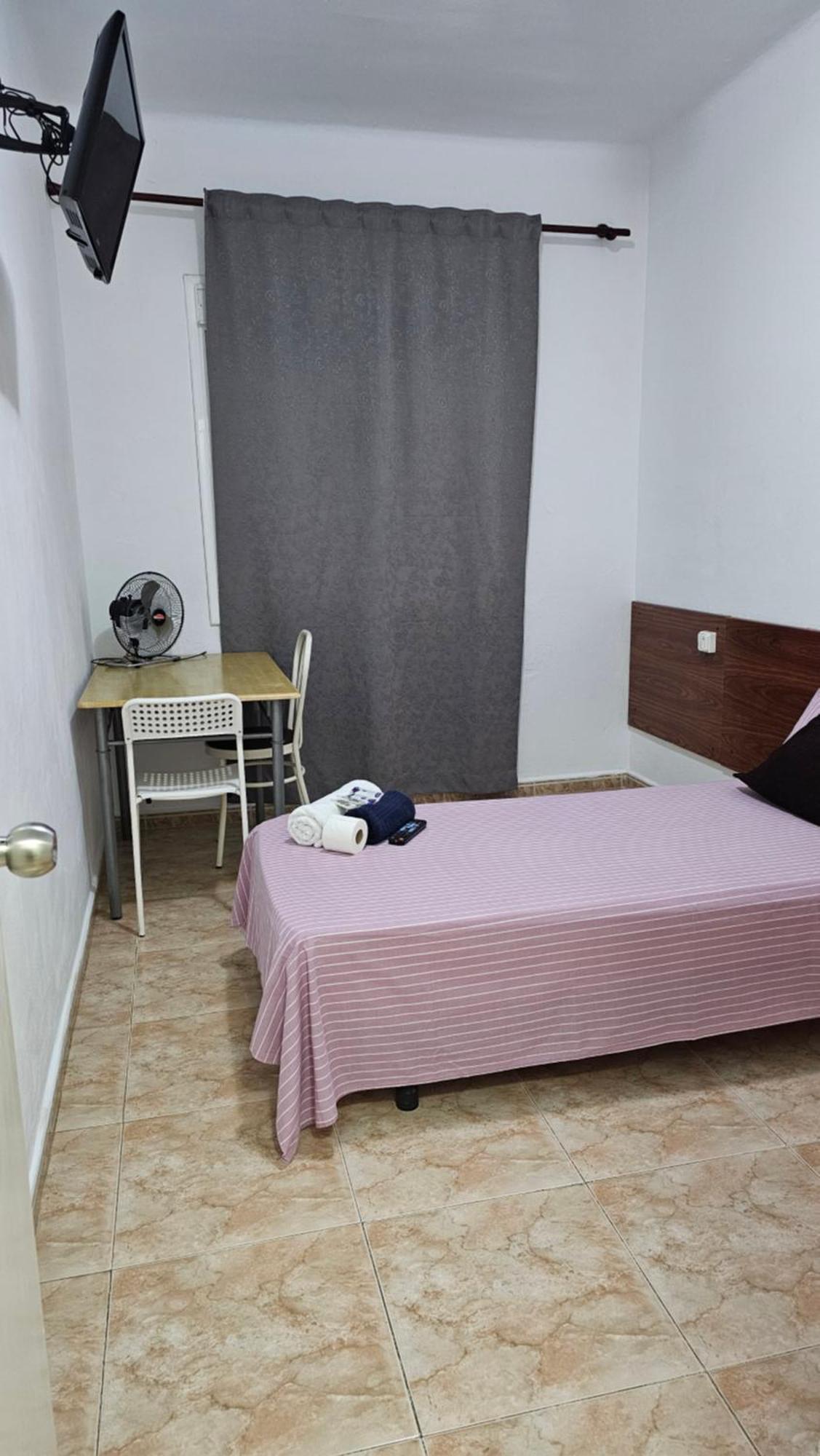 Hostal Sol Celeste Lloret de Mar Exterior foto